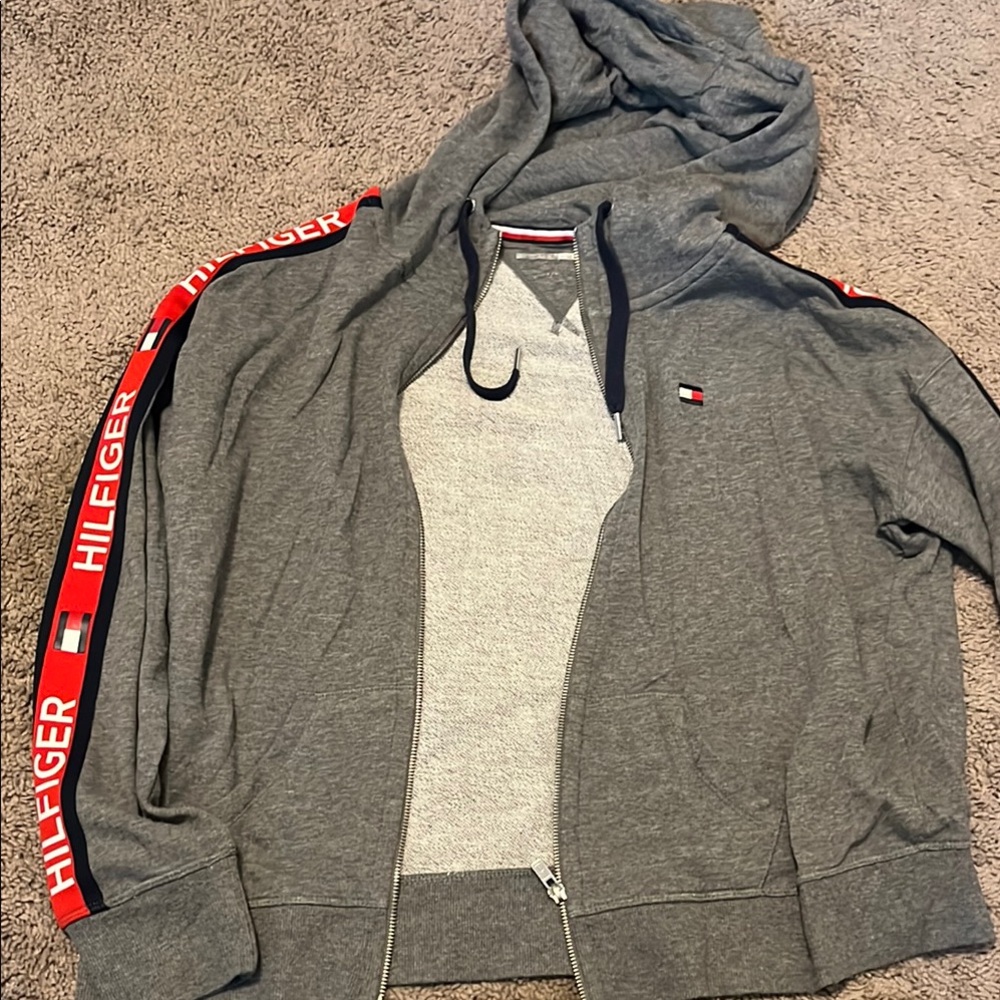 Tommy Hilfiger Gray Zip-Up Sweater with Red Accents XL